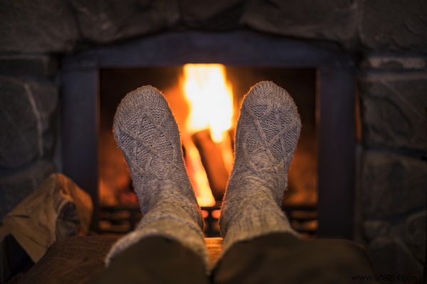Why Your Feet Stay Cold (And Science-Backed Ways to Warm Them Up)