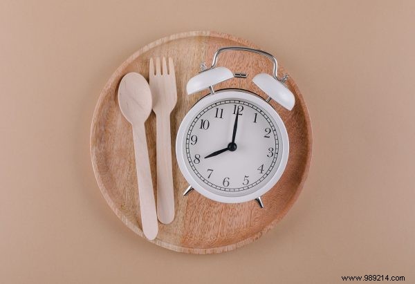 Intermittent Fasting: A Sports Enthusiast s Skeptical Yet Curious Dive into the Science and Benefits