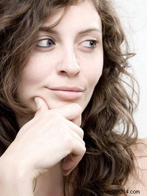 How to Prevent Frizz in Curly Hair: Expert Tips from a GUHL Pro