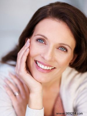 Worried About Wrinkles at 29? A UK Study Reveals When Aging Fears Begin