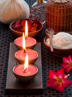Cozy Scented Candles to Enhance Your Winter Evenings at Home
