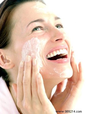 DIY Homemade Body Scrub: Simple Recipe for Radiant, Nourished Skin