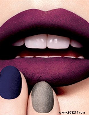 How to Create Luxurious Velvet Nails at Home: Easy DIY Tutorial