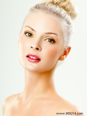 Master Blush Application: Add Glow and Sculpt Your Face Shape