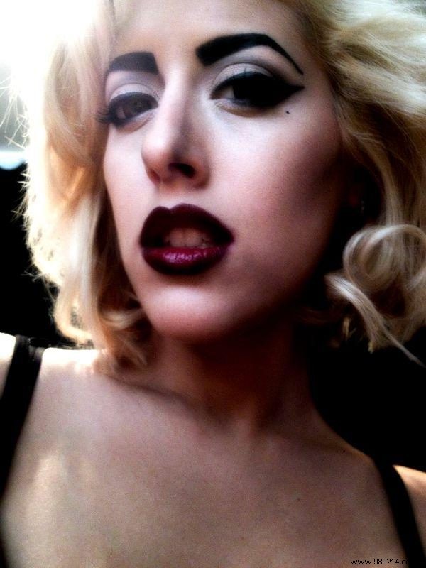 Stunning Celebrity Transformations by Expert Makeup Artist Carly Paige