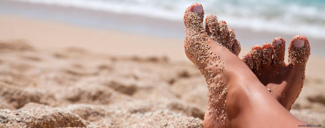 How to Restore Softness to Dry, Rough Feet: Proven At-Home Tips