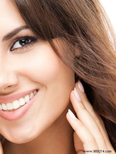 8 Proven Tips to Keep Your Foundation Flawless All Day