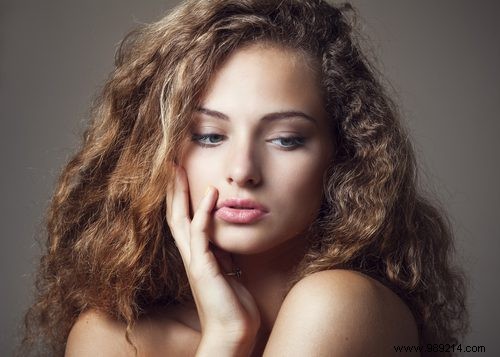 3 Damaging Hair Habits to Break for Healthier, Stronger Locks