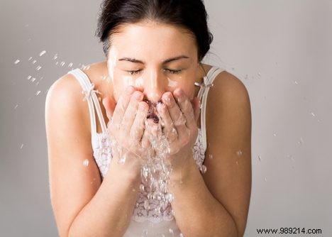 What Is Skin Exfoliation? Expert Guide to Renewal and Anti-Aging Benefits