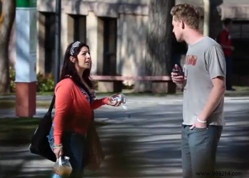 Filmmaker Surprises Strangers with  You Are Beautiful  While Asking for Directions