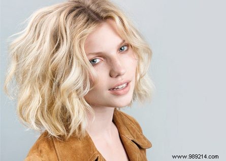 Effortless Undone Waves: Salon B s Festival and Vacation Hairstyle Tutorial