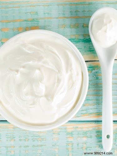 DIY Yogurt Face Mask: Gentle Exfoliation with Natural AHAs