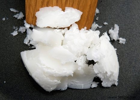 9 Everyday Ways to Use Coconut Oil for Beauty, Health, and Home