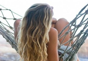 How to Get Effortless Beach Waves at Home – No Beach Needed