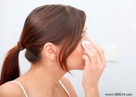 One in Three Women Skips Face Cleansing Before Bed: Insights from Demak Up Research