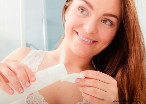 4 Common Makeup Removal Mistakes That Harm Your Skin (And How to Fix Them)