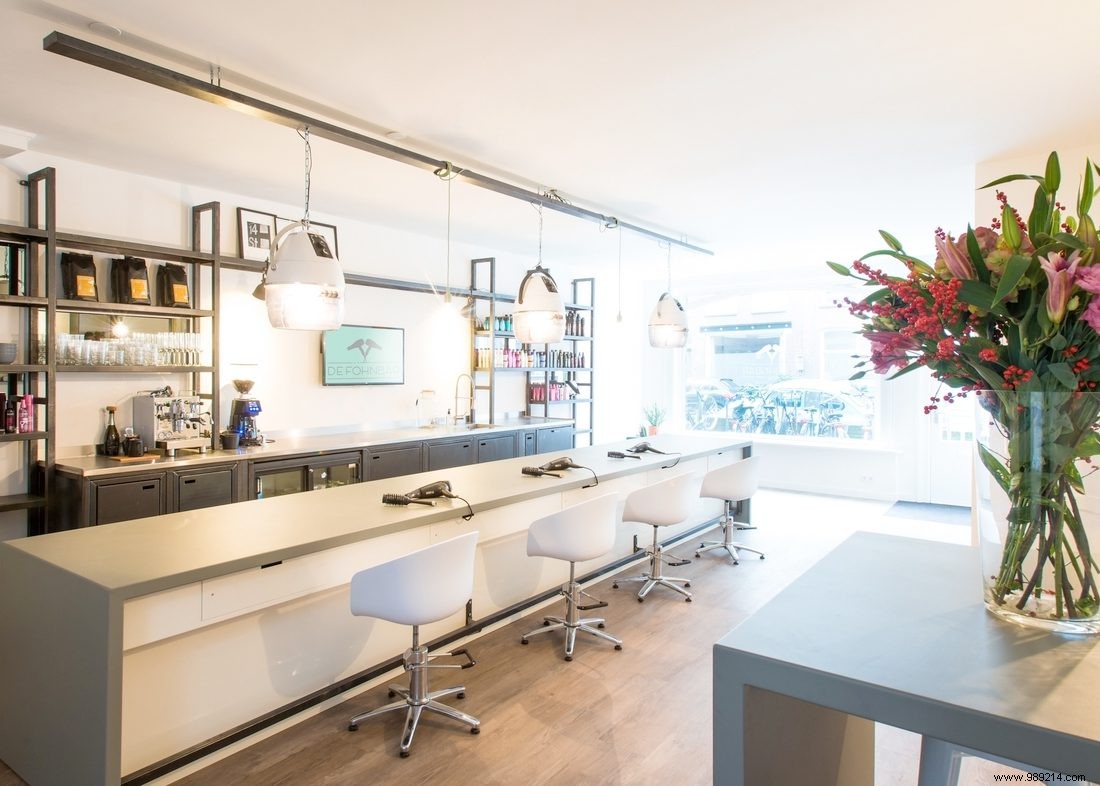 De Föhnbar: Amsterdam s Premier Blow-Dry Bar for Effortless Luxury