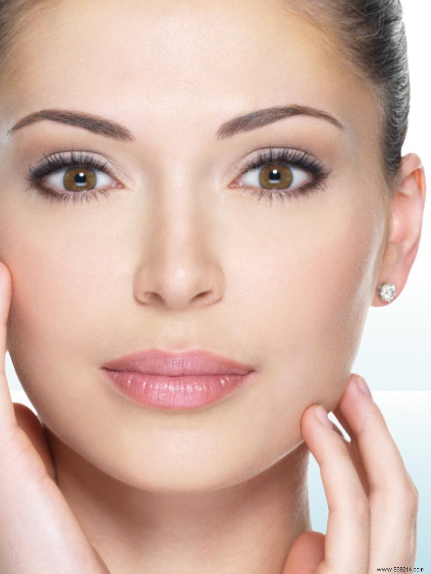 Look 10 Years Younger in Just 10 Minutes with Instantly Ageless™