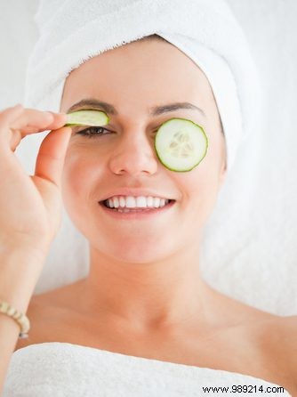 How Under-Eye Bags Form: Key Causes and Expert Insights