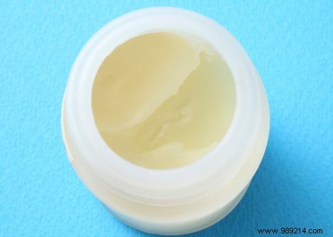 11 Genius Vaseline Hacks for Beauty, Grooming, and Home Care