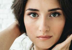 Achieve Radiant, Holiday-Proof Skin: 4 Expert Tips for a Glow in Just 2 Weeks