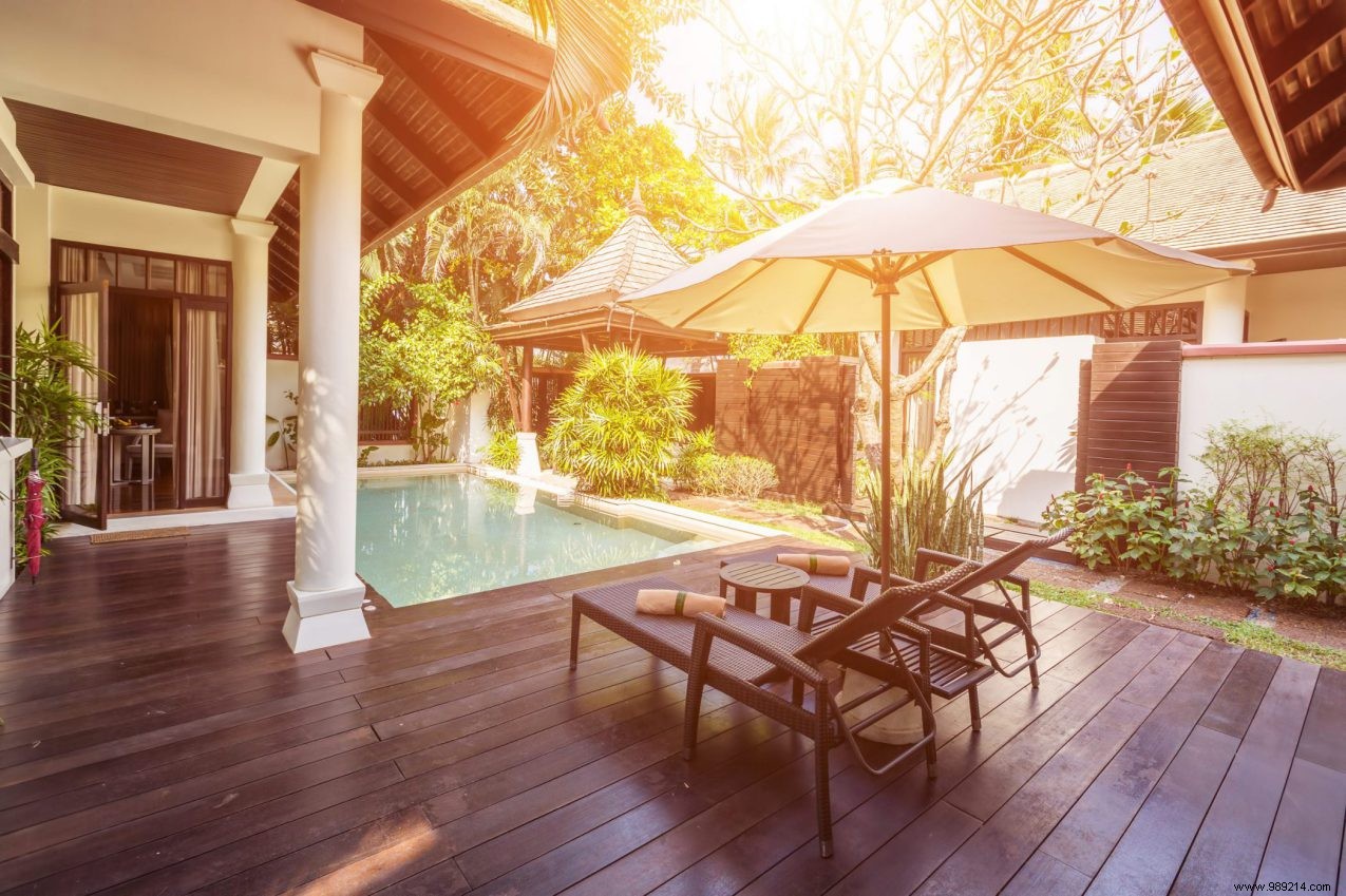 Key Tips for Choosing the Perfect Garden Parasol