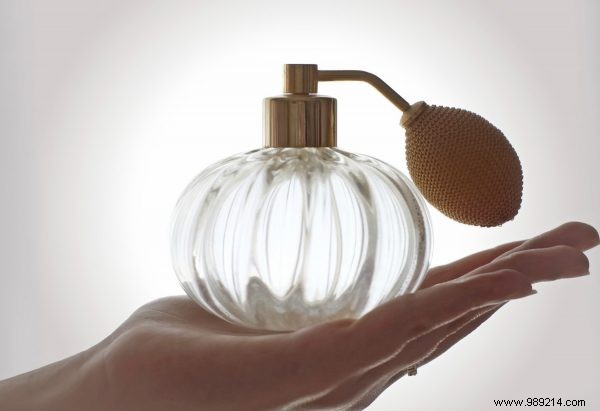 How to Store Perfume Properly: The Best Place to Keep It Fresh Longest