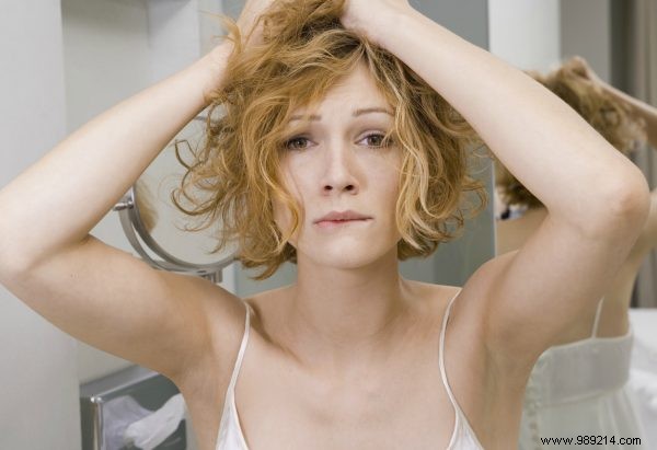 3 Common Habits Causing Hair Breakage – And How to Stop Them