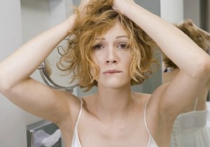 3 Common Habits Causing Hair Breakage – And How to Stop Them