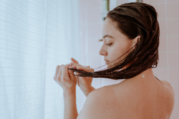 6 Compelling Reasons to Use Micellar Water for Healthier Hair
