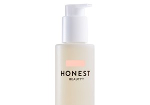 Jessica Alba s Honest Beauty Now Available at Douglas.nl in the Netherlands