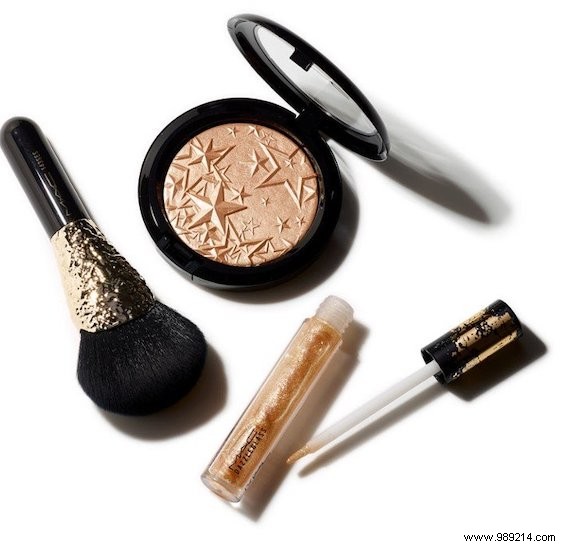 9 Luxurious Beauty Gift Sets for Her This Holiday Season