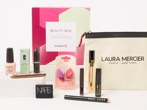 9 Best Beauty Gift Sets for Women: Perfect Holiday Picks