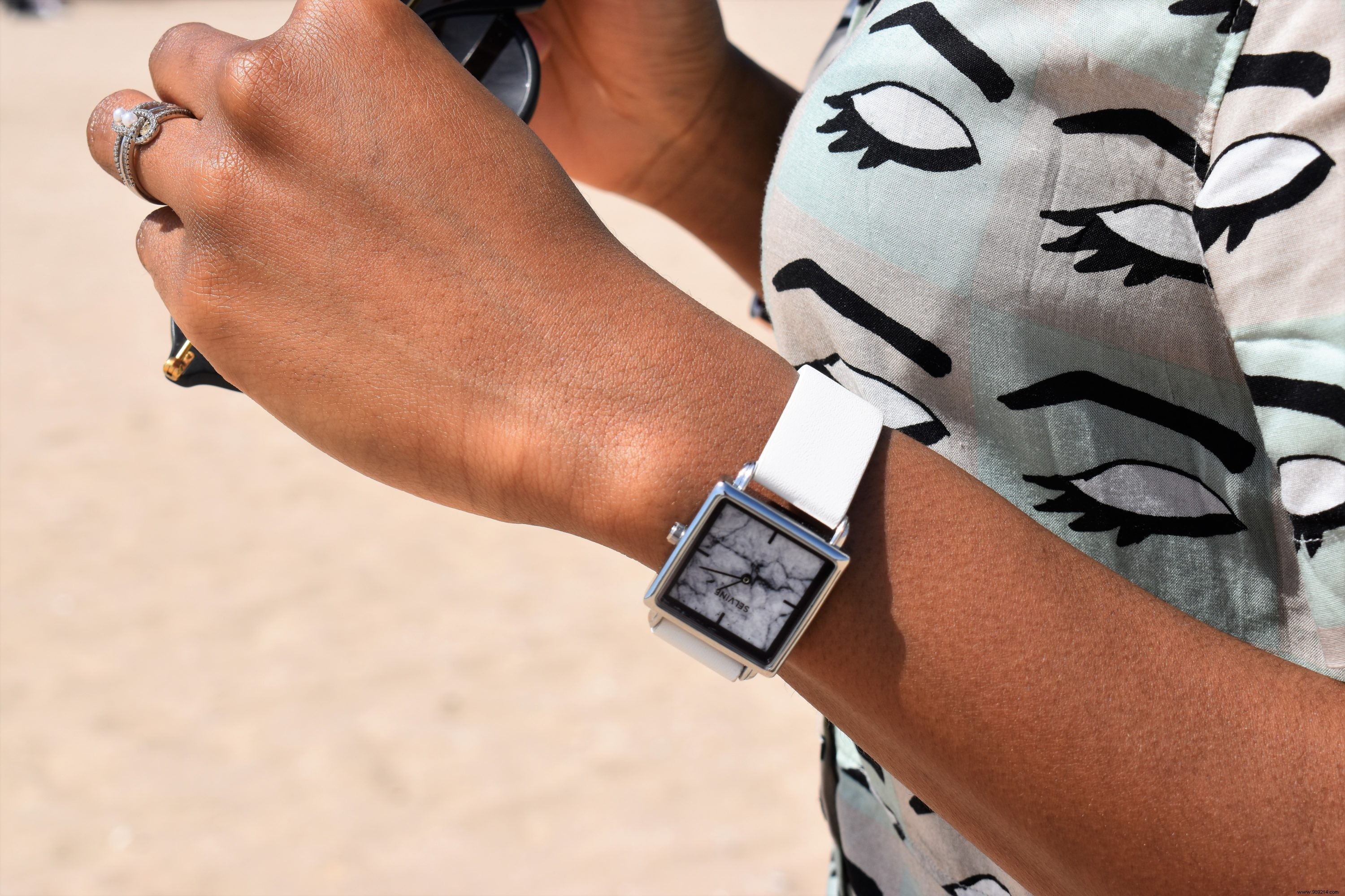 Trouville Beach Style: My Vibrant Dress and Trendy Accessories