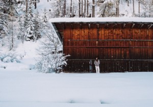 Stay Stylish This Winter: Expert Guide to Wearing Beanies for Every Face Shape