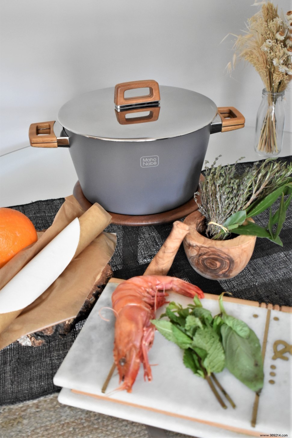 Christmas Appetizer: King Prawns in Citrus Juice Using Maho Nabé Casserole