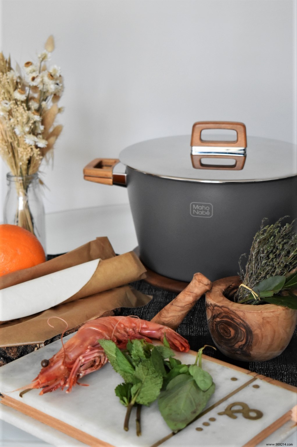 Christmas Appetizer: King Prawns in Citrus Juice Using Maho Nabé Casserole