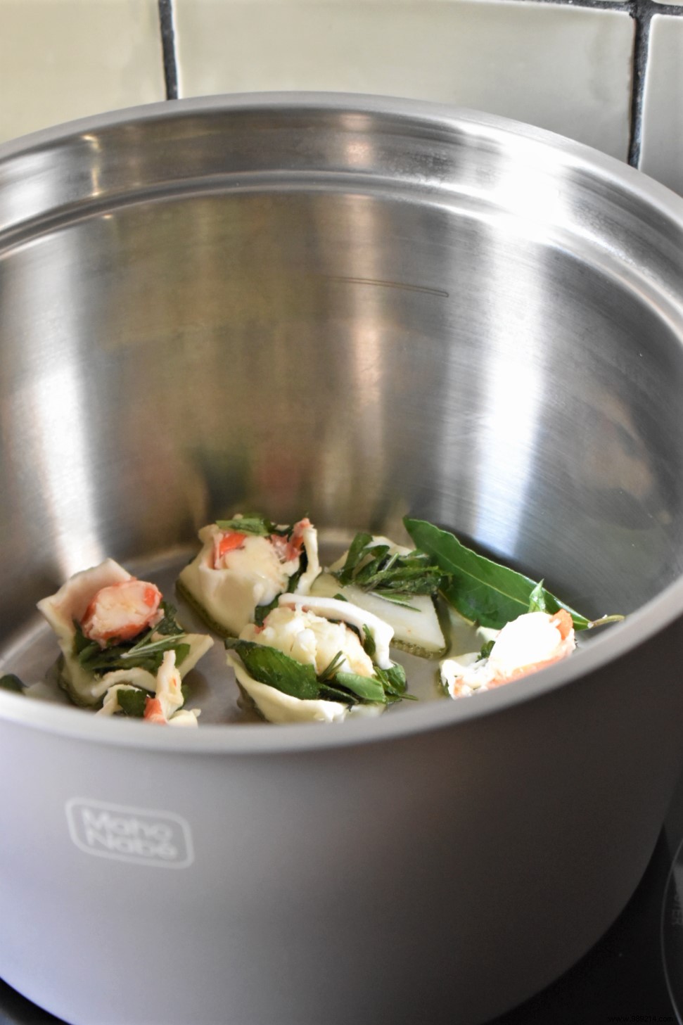 Christmas Appetizer: King Prawns in Citrus Juice Using Maho Nabé Casserole