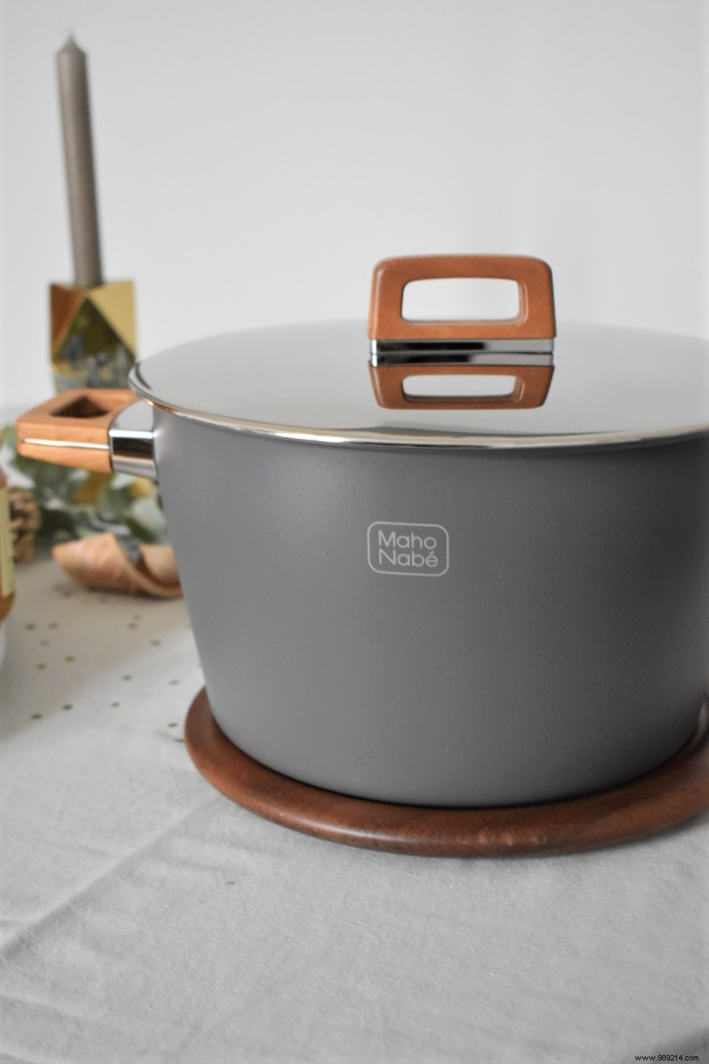 Festive Pan-Fried Foie Gras with Caramelized Root Vegetables – A Maho Nabé Masterpiece