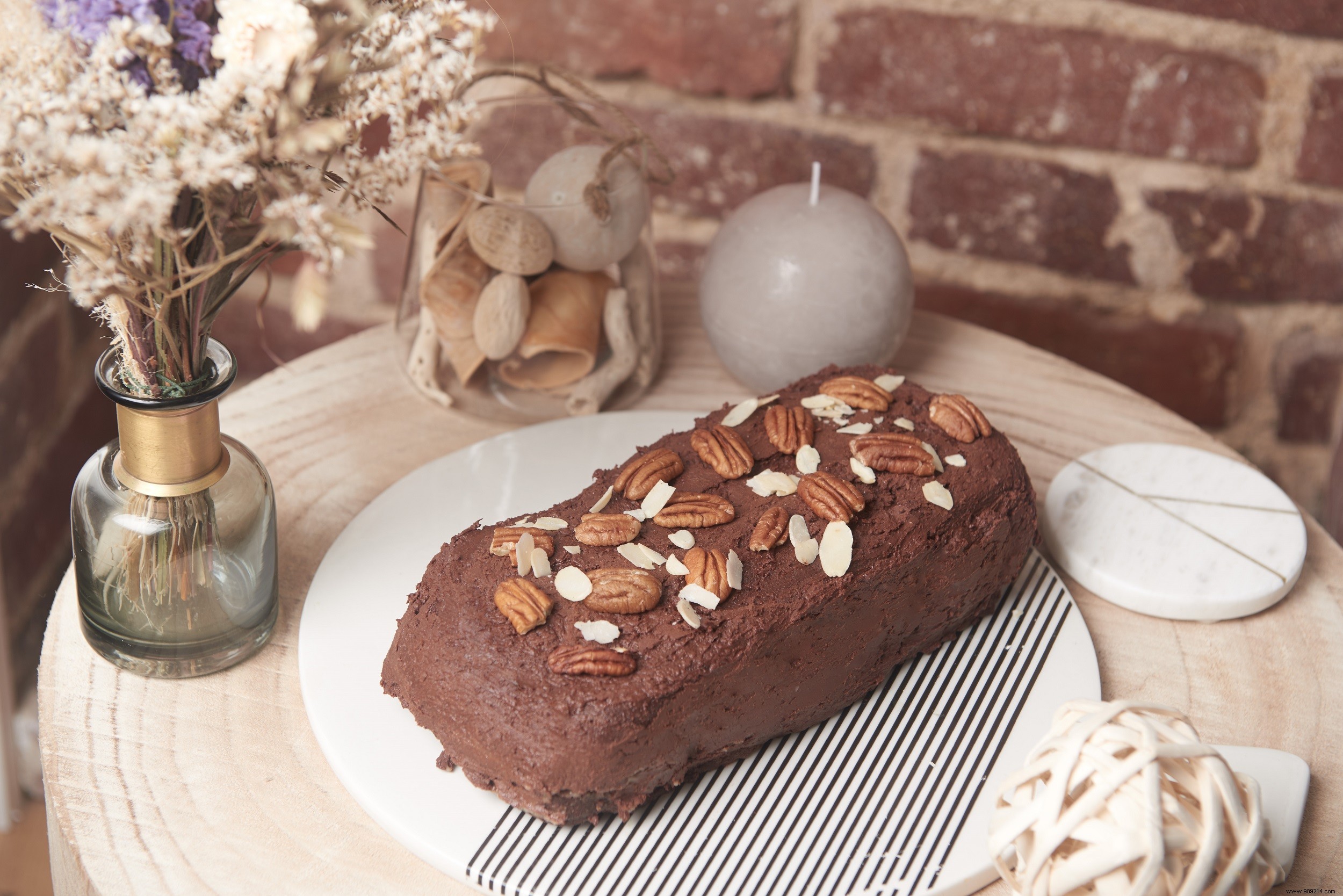 Gluten-Free & Lactose-Free Christmas Yule Log Recipe with Schär