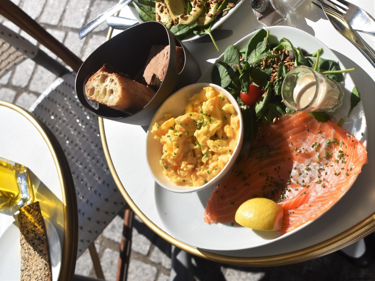 Discover DS Café Paris  Healthy Brunch: Fresh, Allergy-Friendly, and Delicious