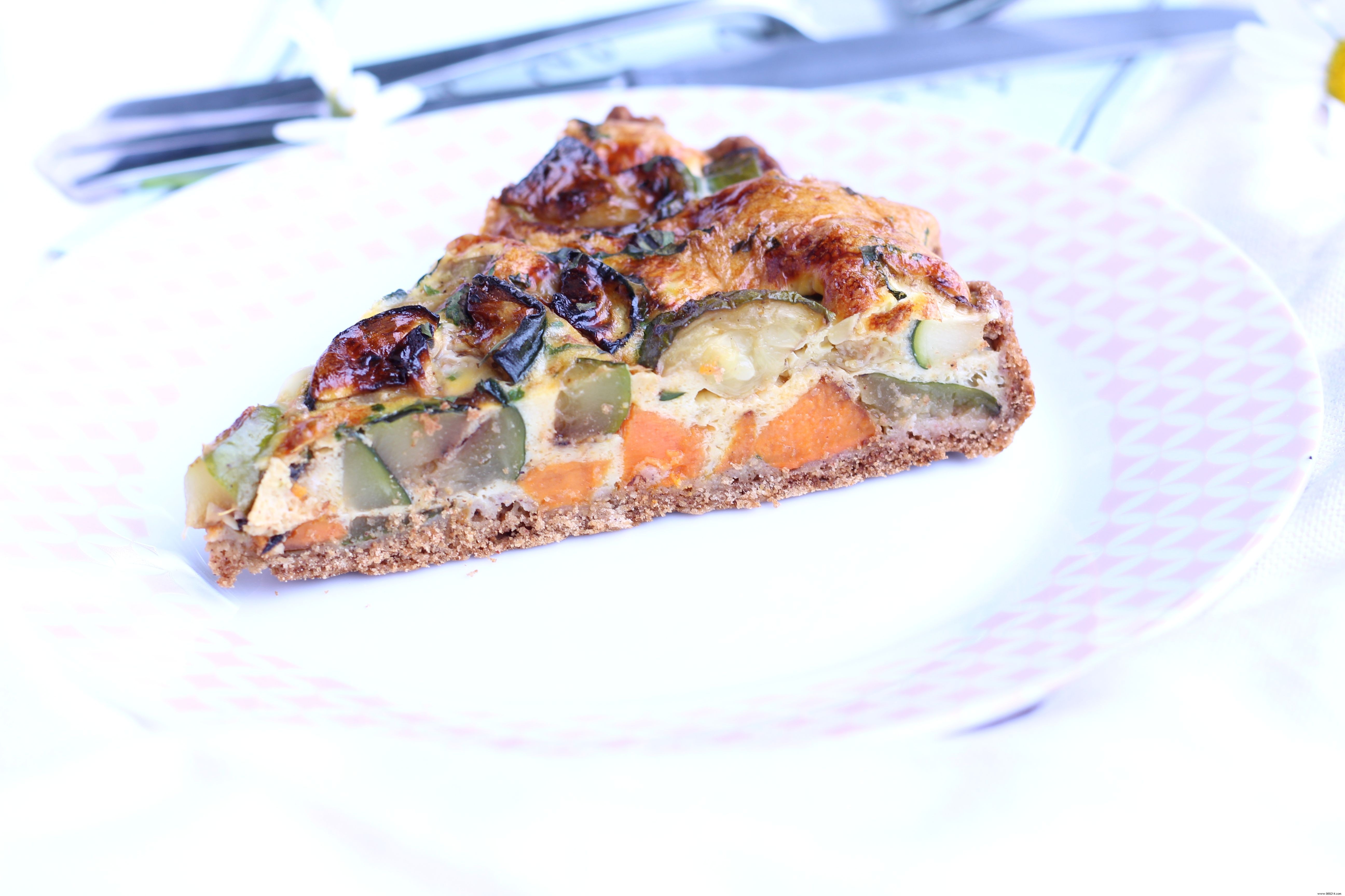 Chic Paris Picnic: Gluten-Free & Lactose-Free Vegetable Pie Recipe