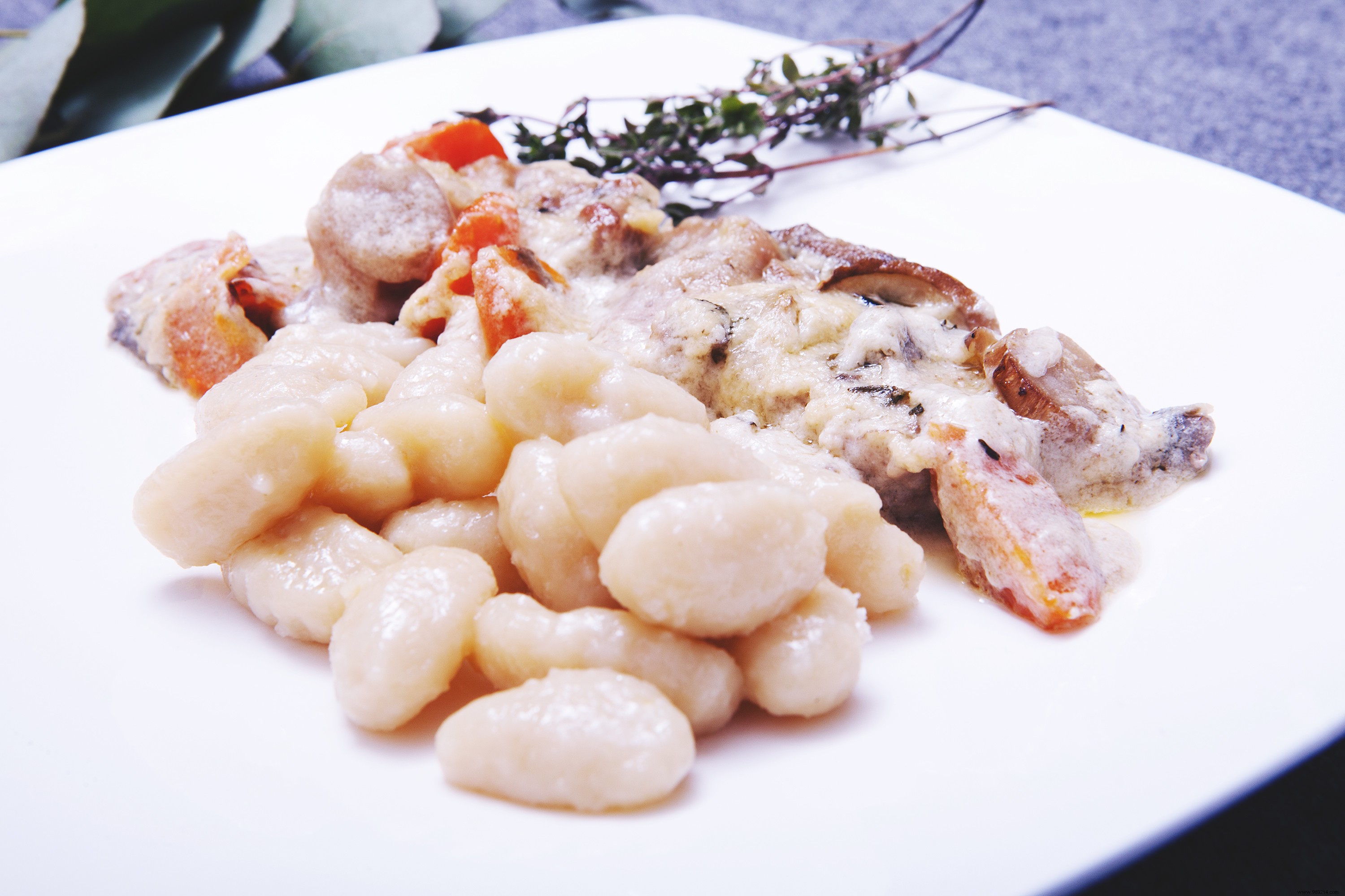 Blanquette-Style Veal Tenderloin with Schär Gluten-Free Gnocchi: A French-Italian Fusion Recipe