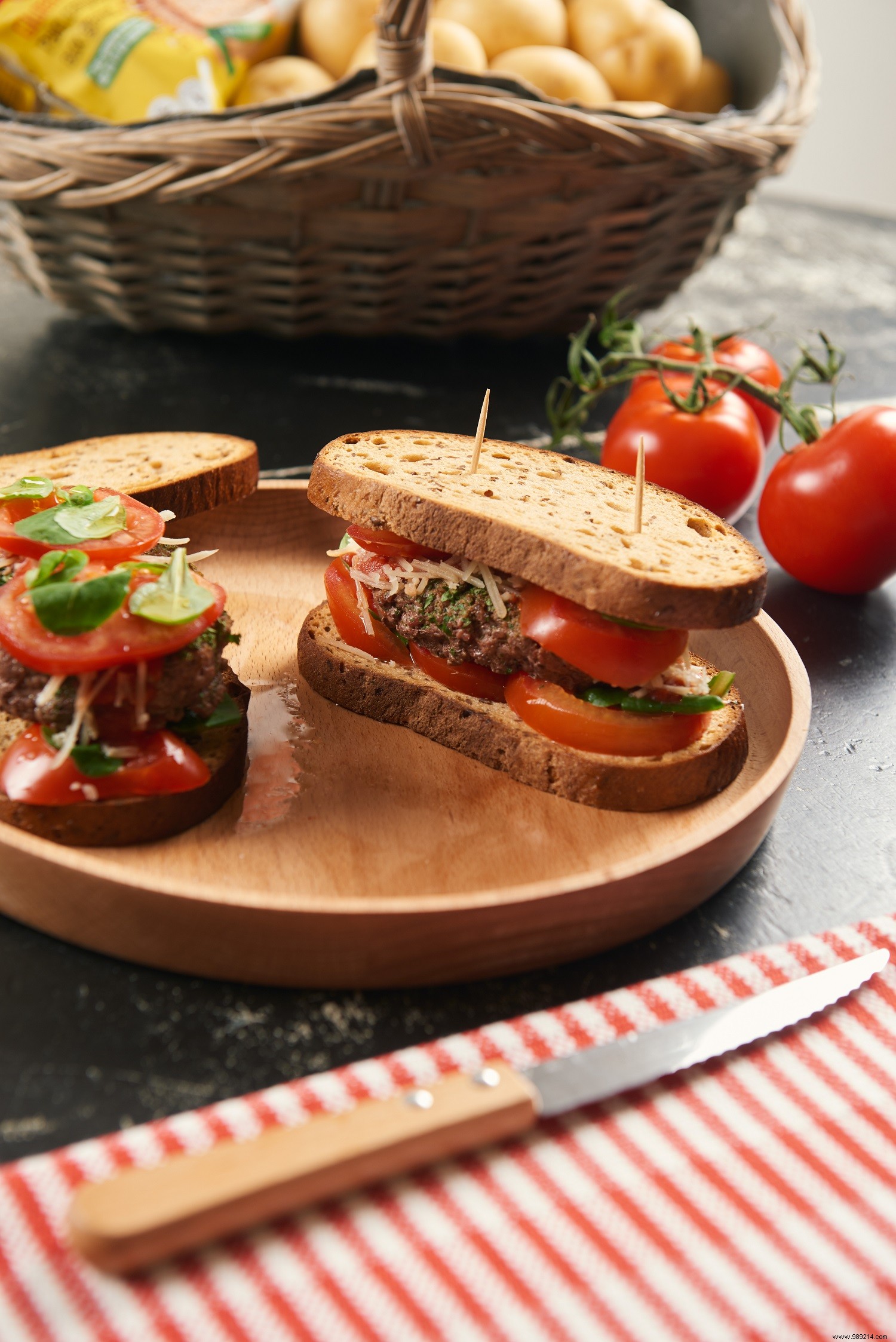 Gourmet Gluten-Free Burger Recipe with Schär Seed Bread & Oven-Baked Fries