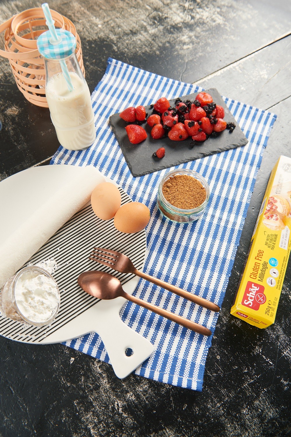 Gluten-Free Red Fruit Cream Tart: Easy Lactose-Free Recipe with Schär Puff Pastry