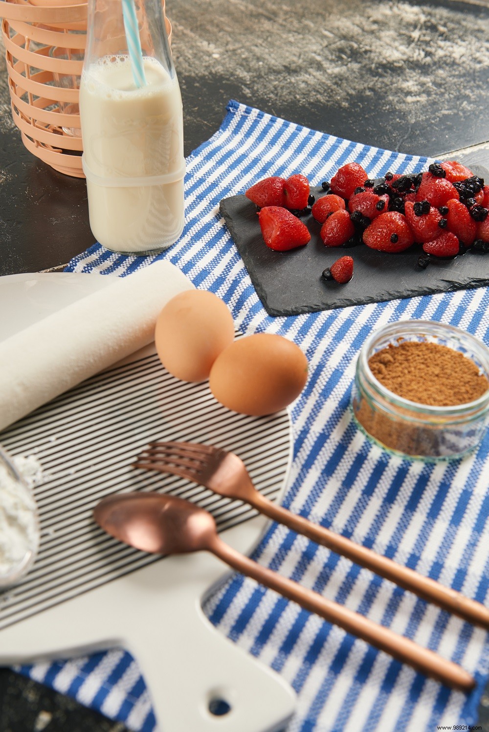 Gluten-Free Red Fruit Cream Tart: Easy Lactose-Free Recipe with Schär Puff Pastry