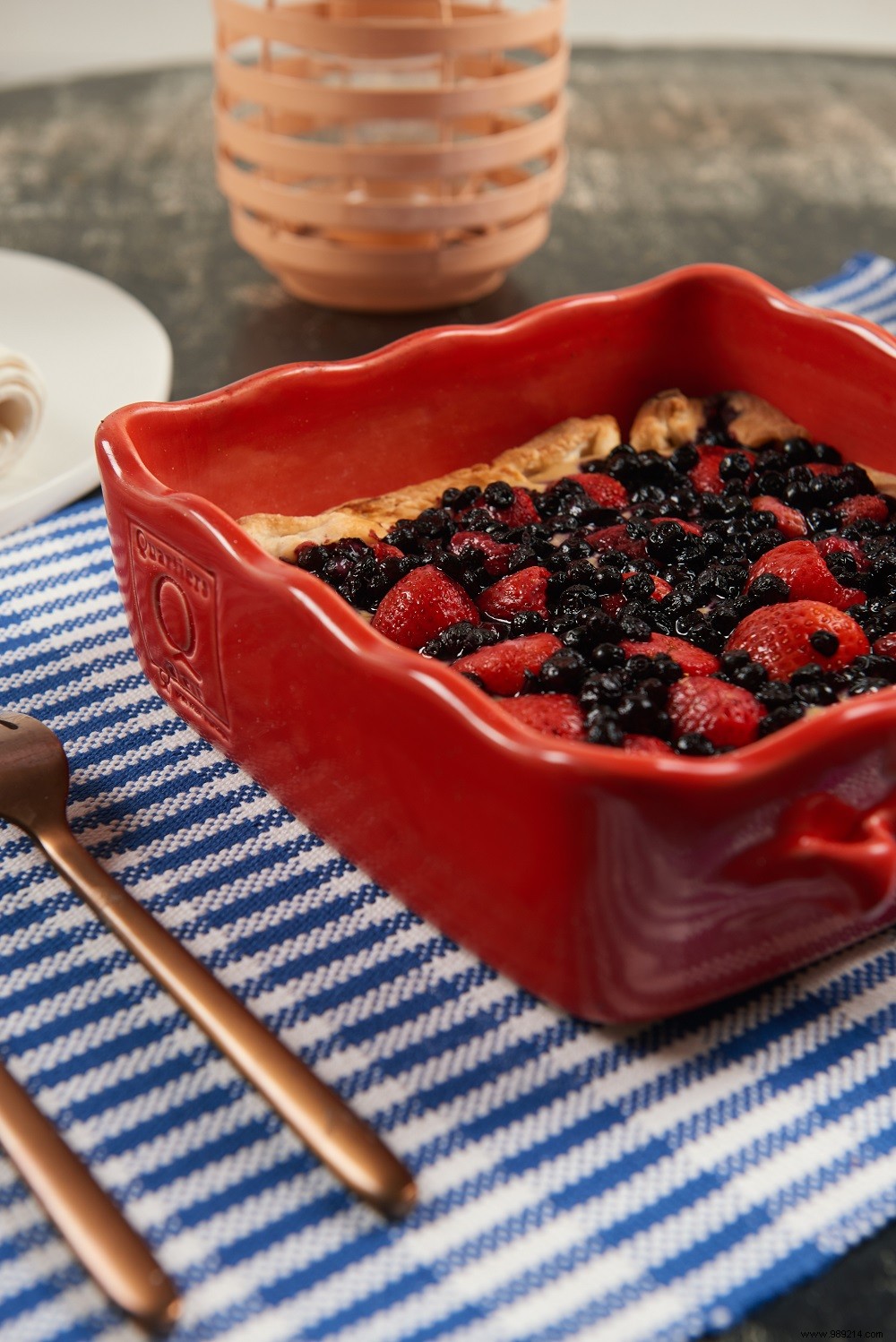 Gluten-Free Red Fruit Cream Tart: Easy Lactose-Free Recipe with Schär Puff Pastry