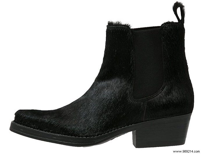 Top 10 Festival Shoes: Stylish and Comfortable Picks from €13.95