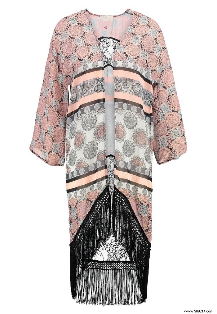 7 Stylish Kaftans You ll Never Want to Take Off This Summer