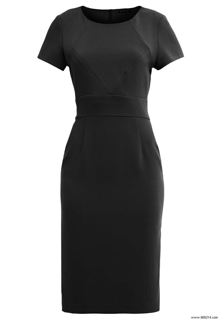 5 Stylish Dresses to Maximize Your Last Summer Days